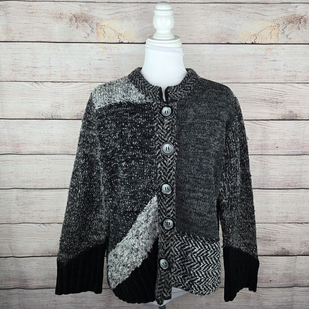 Orvis Gray Black Knit Abstract Patchwork Button U… - image 1